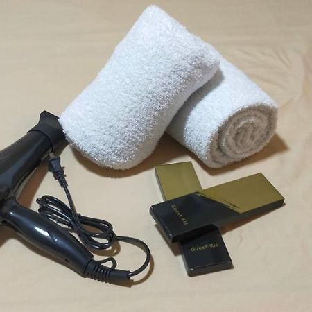 Havenly Guesthouse And Body Massage Spa Моалбоал Екстериор снимка